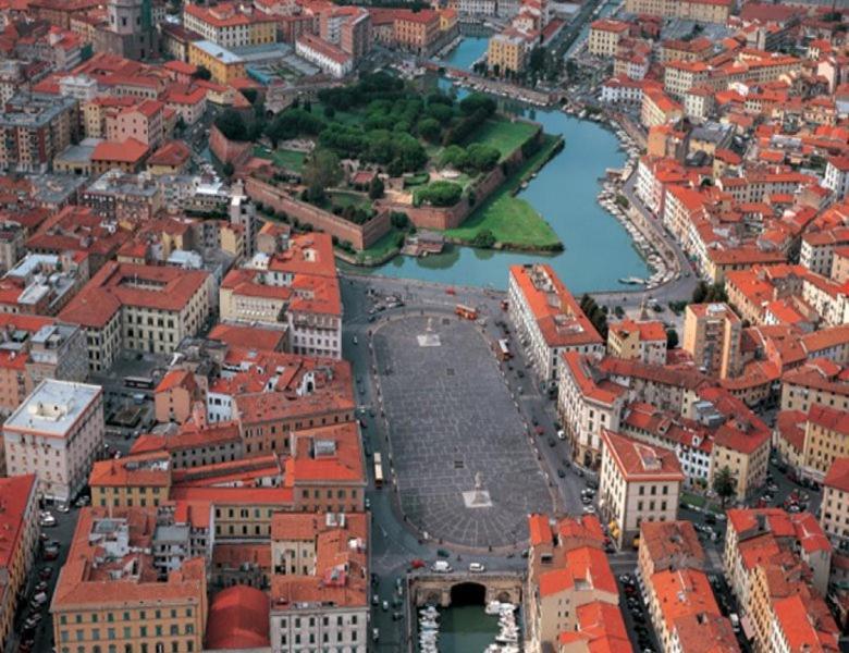Mansarda Pieno Centro Lägenhet Livorno Exteriör bild