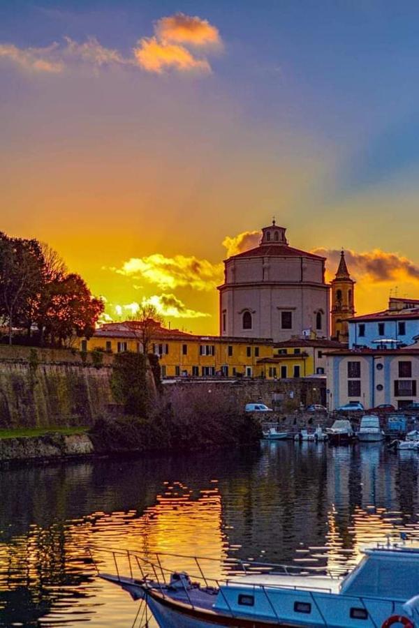 Mansarda Pieno Centro Lägenhet Livorno Exteriör bild